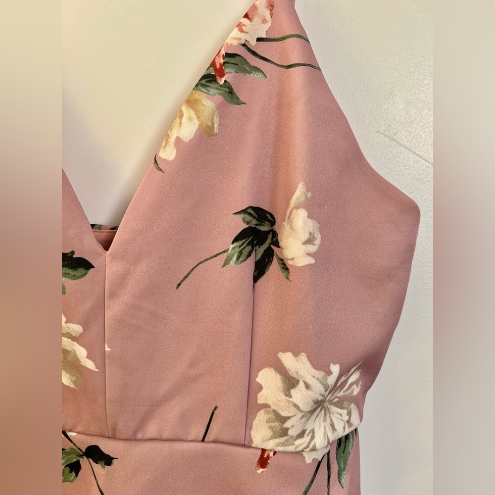[Free add on item] Floral strappy front wrap romper - Picture 3 of 7